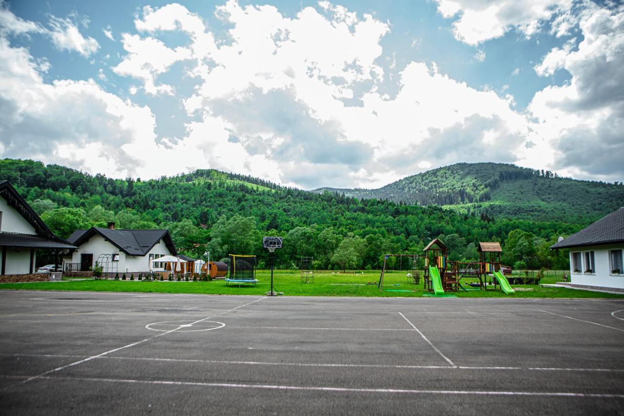 Pensiunea ARC Bucovina Vama  Exterior foto